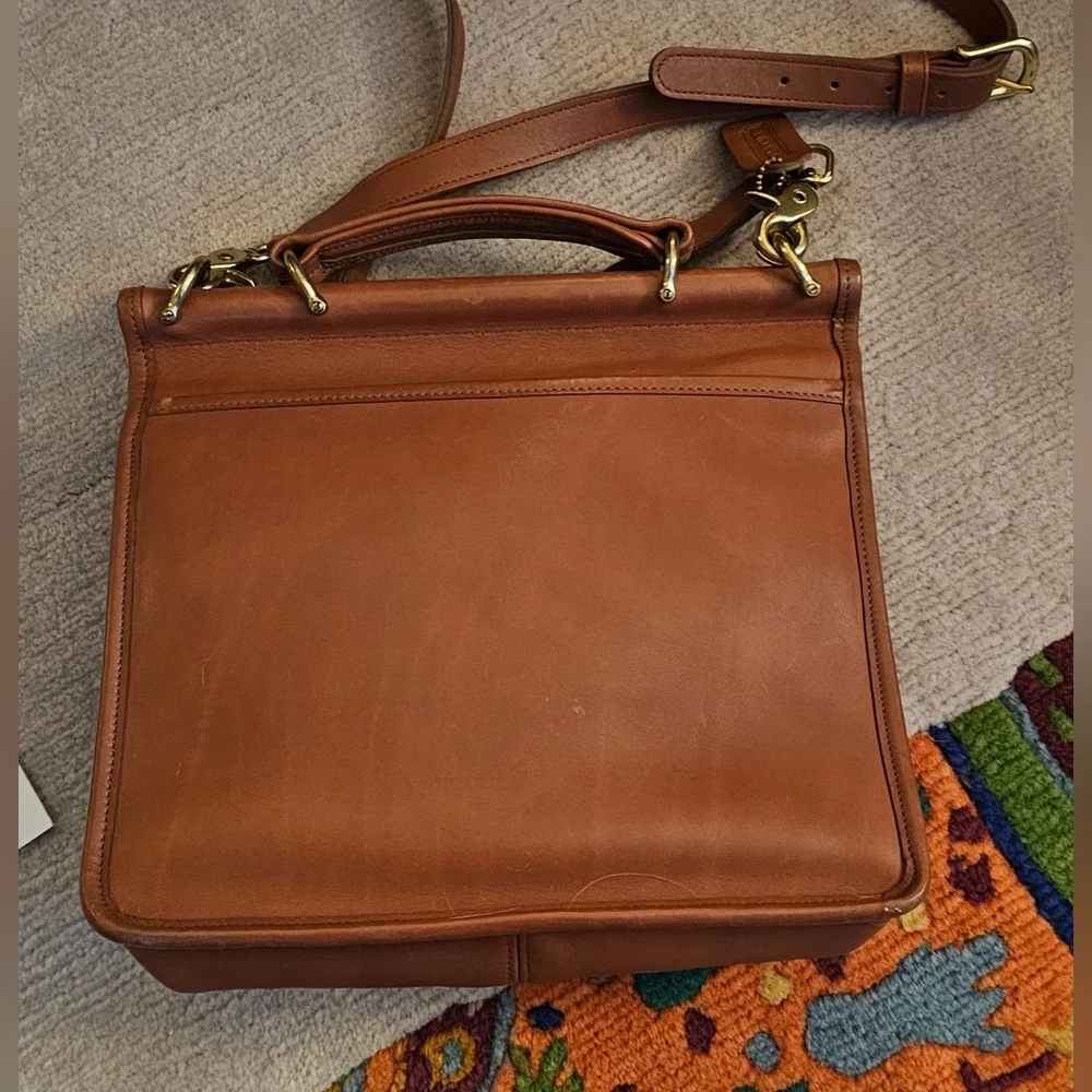 Coach The Original Willis Bag W/Original Detachable Strap, Brass Hardware - Picture 13 of 16
